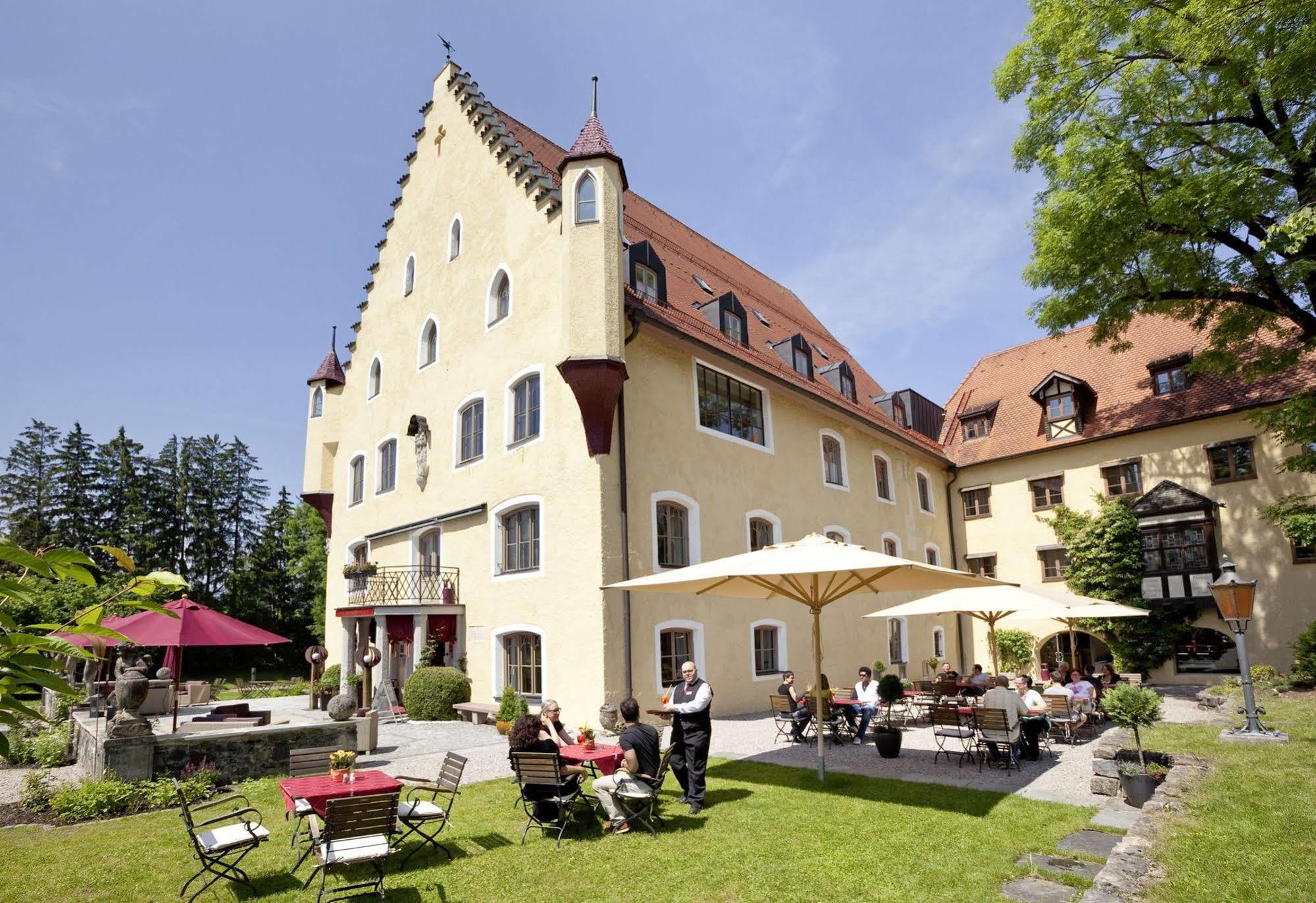 Schloss Zu Hopferau Eksteriør bilde